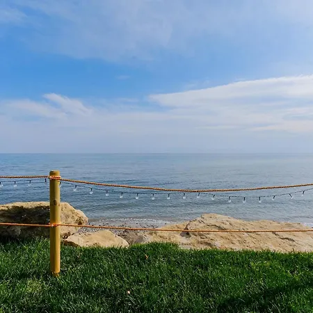 Akrogiali Beachfront House Feriehus Nea Skioni