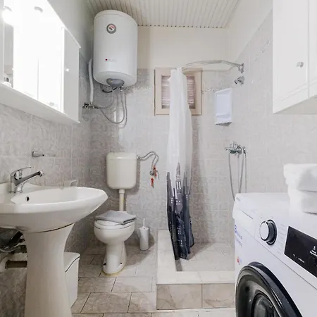 Akrogiali Beachfront House 네아 스키오니