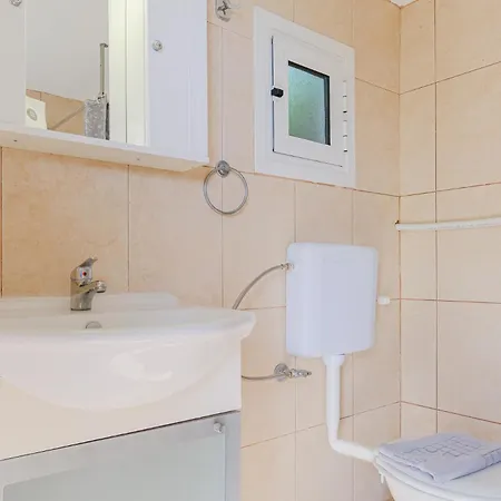 Akrogiali Beachfront House 펜션